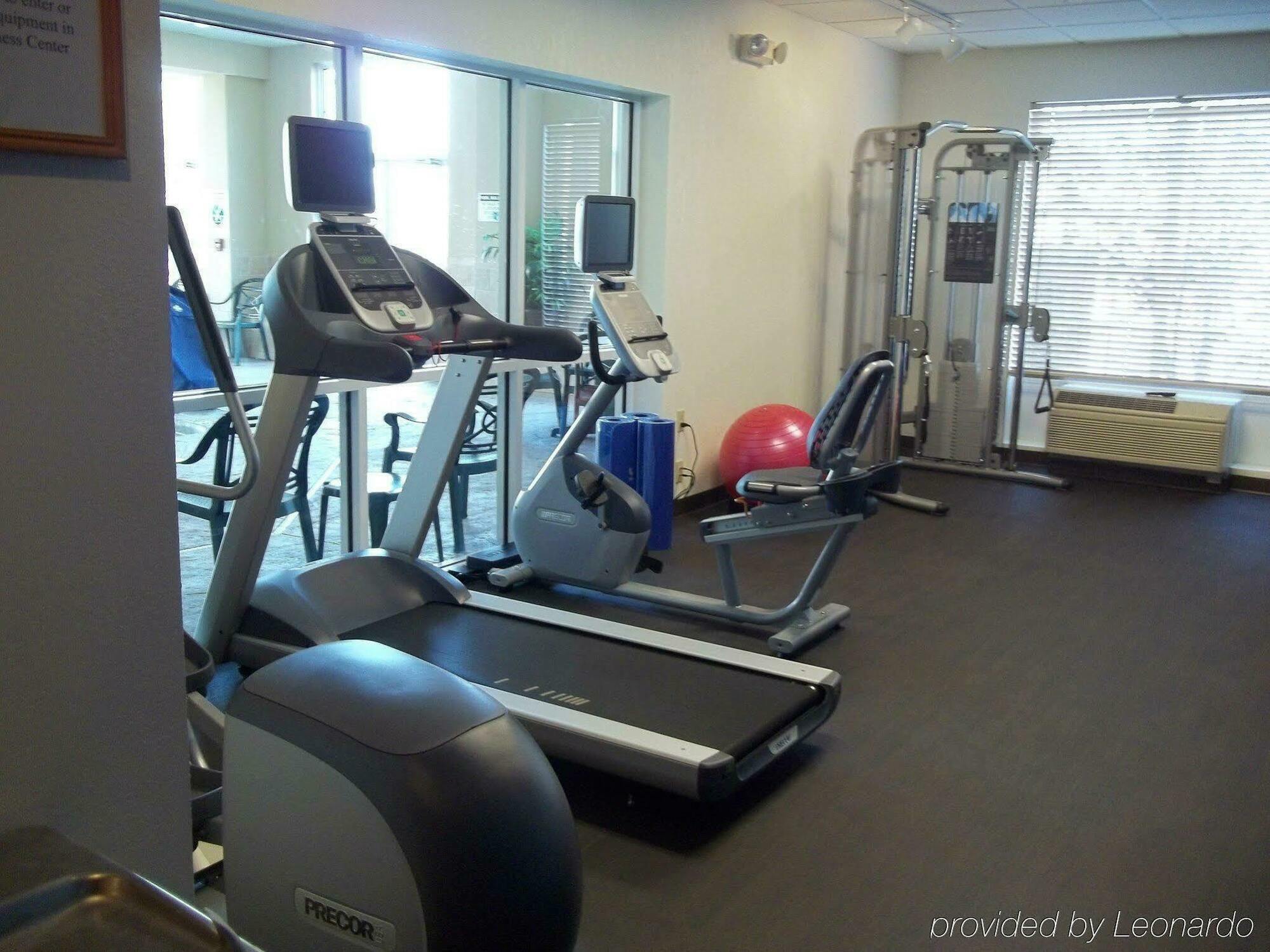 Park Manor Hotel Кліфтон-Парк Екстер'єр фото A typical gym